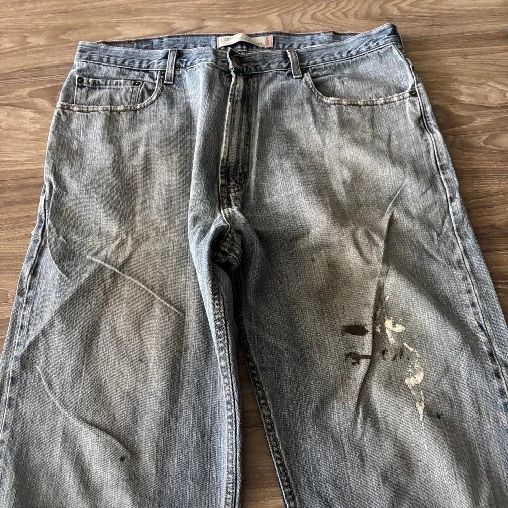 Vintage Y2K/2000s Baggy Levis 569 Light Wash Paint Skater Style Denim Jeans!
